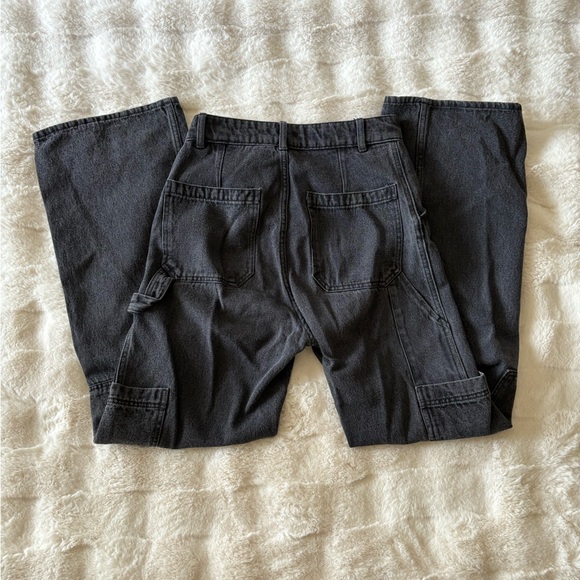 H&M high rise black cargo jeans - Picture 2 of 3